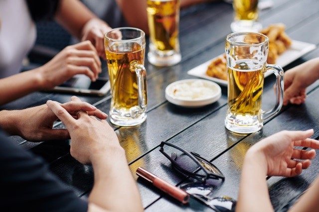高考、聚會、喝酒、飲食-康興醫(yī)療器械官網(wǎng)